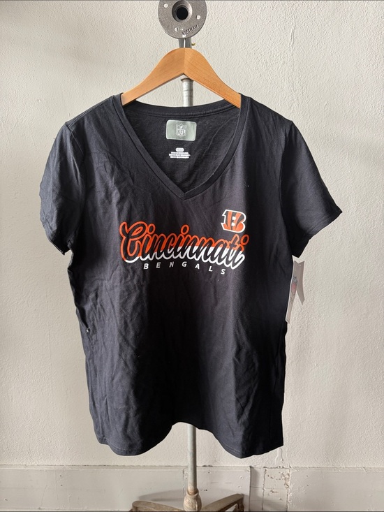 NFL Tops - NWT Cincinnati Bengals Shirt Womens Large
